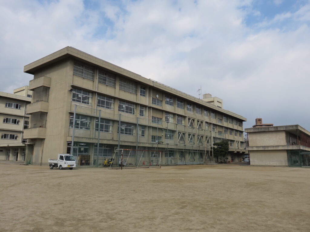 福山市立城南中学校